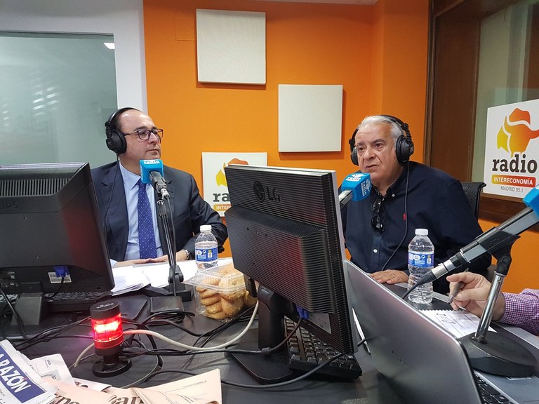 Entrevista a Carlos Ruipérez, Alcalde de Arroyomolinos, en el programa “Cruce de Caminos” de Radio Intereconomía