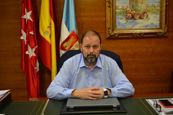 Entrevista al Alcalde de Arroyomolinos, Andrés Martínez, en Soy De