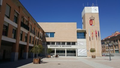 Los servicios sanitarios del 112 atendieron al Alcalde de Arroyomolinos, Carlos Ruipérez, de urgencia este jueves 5 julio en dependencias municipales