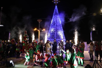 Arroyomolinos da comienzo a su programación navideña con el tradicional encendido de luces