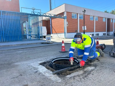 Arroyomolinos aprovecha su ‘plan Asfalto’ para renovar hidrantes y acometidas de agua