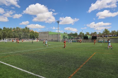 Arroyomolinos moderniza la iluminación de sus campos de fútbol con tecnología LED