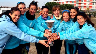 El Club Atletismo de Arroyomolinos consigue el Campeonato de Madrid de Cross de veteranas