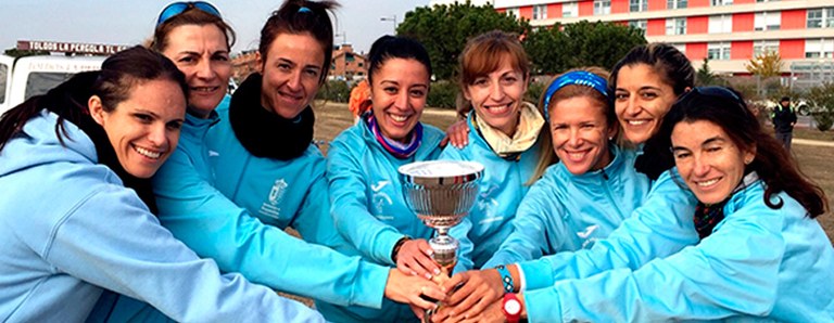 El Club Atletismo de Arroyomolinos consigue el Campeonato de Madrid de Cross de veteranas
