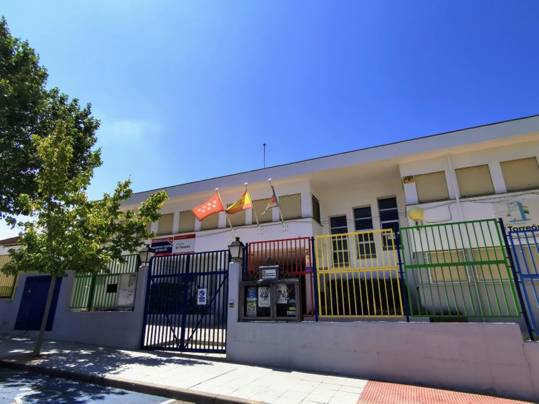 El Ayuntamiento de Arroyomolinos ultima las obras de acondicionamiento para tener los colegios listos para el inicio del curso