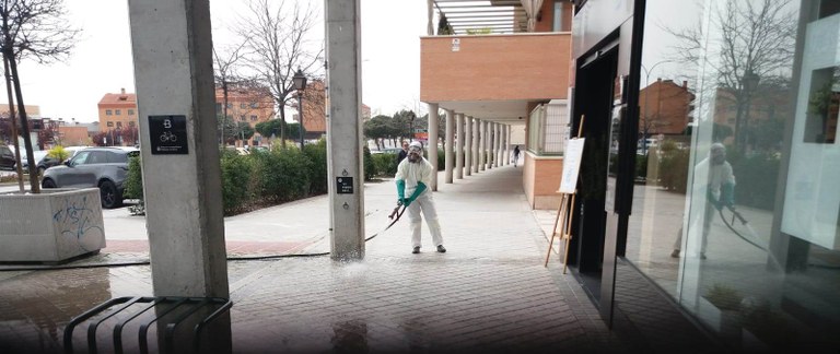 El Ayuntamiento comienza desde hoy la limpieza de calles mediante con desinfectantes