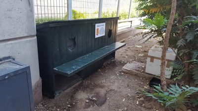 Instalamos casetas refugio para las colonias felinas para garantizar el control y cuidado de los gatos ferales