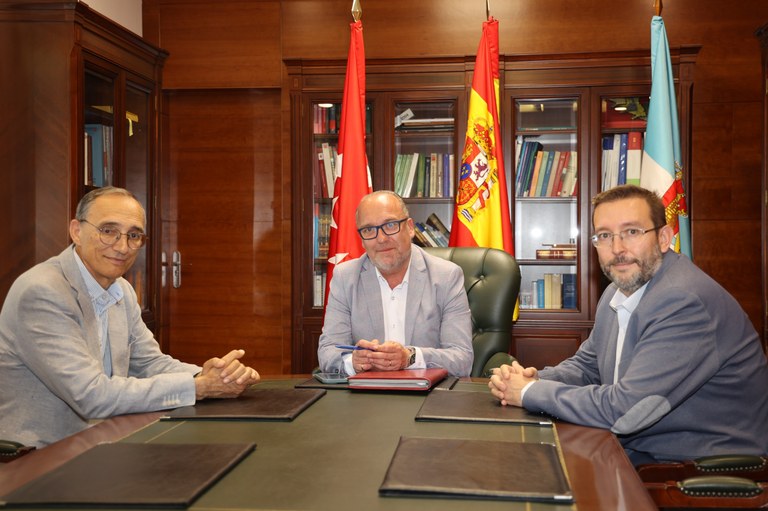 La Comunidad agiliza la construcción del IES Torcuato Fernández Miranda con la licitación de las obras