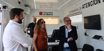 La Comunidad de Madrid traslada a Arroyomolinos su oficina móvil de atención al ciudadano